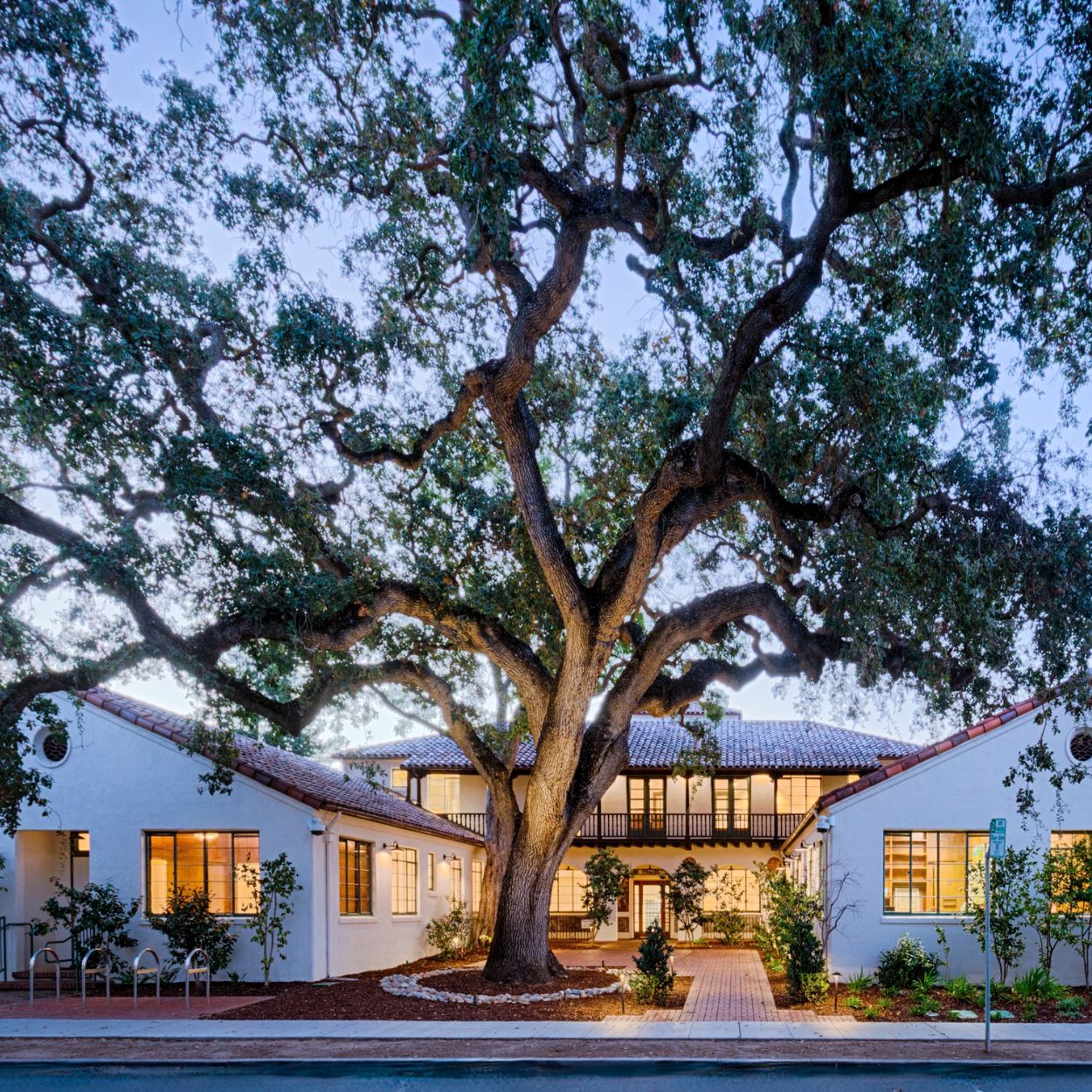 Exterior of the Palo Alto Museum at dusk